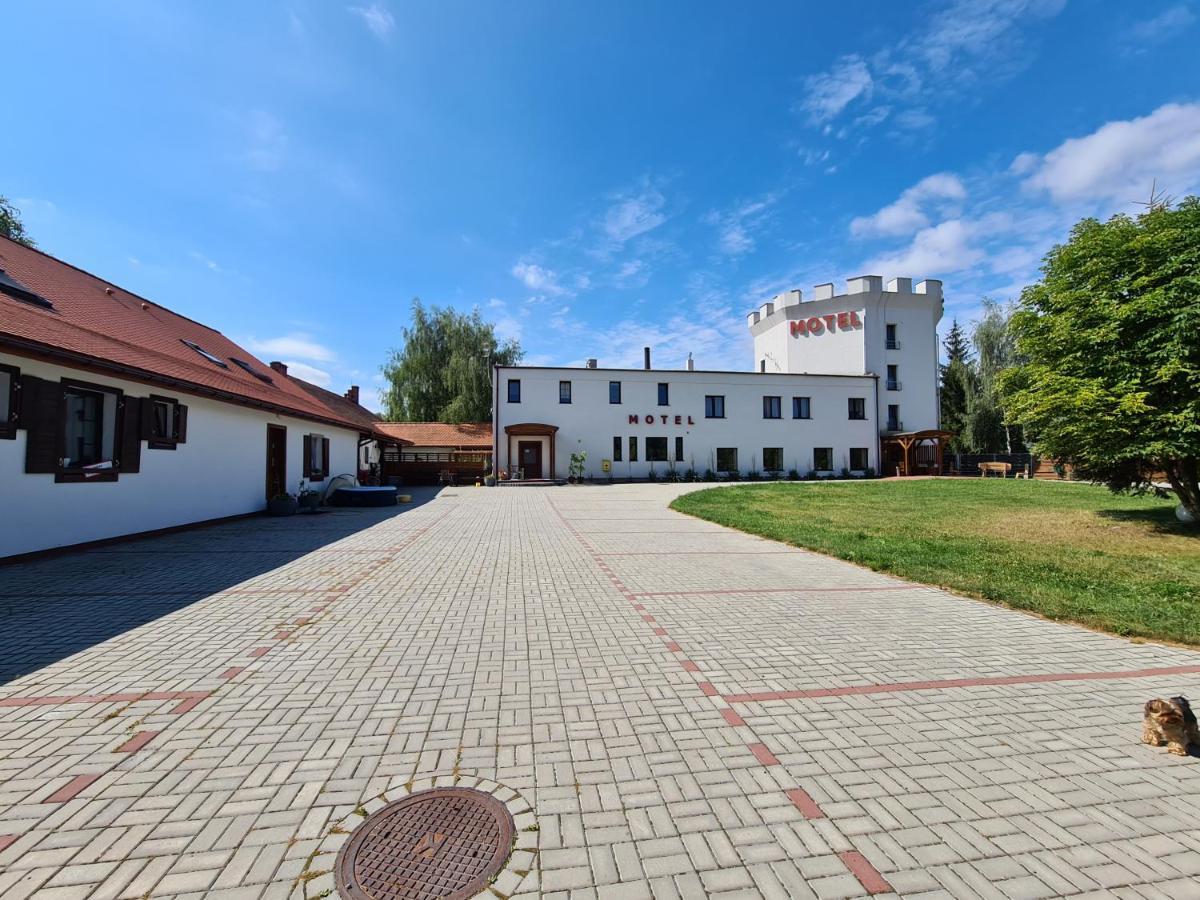 Motel Pod Basztą Naglowice Kültér fotó